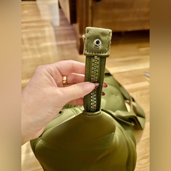 Danger Dover Messenger Bag - Picture 14 of 14